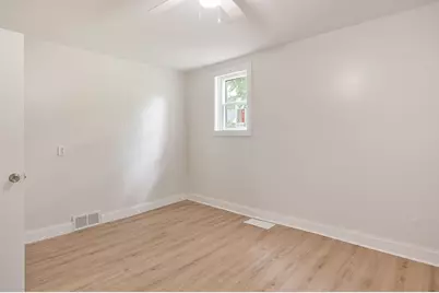 229 Forest Avenue, Rockford, IL 61101 - Photo 24