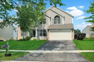 4245 Peartree Dr, Lake in the Hills, IL 60156 - Photo 1