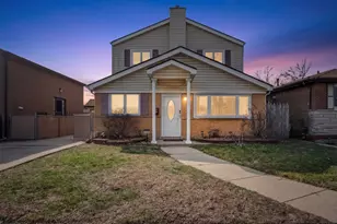 12704 S Muskegon Ave, Chicago, IL 60633 - Photo 1