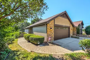 305 N Dale Ave, McHenry, IL 60050 - Photo 4