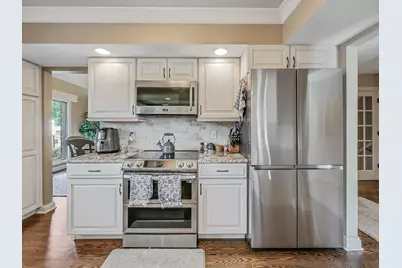 305 N Dale Avenue, McHenry, IL 60050 - Photo 18
