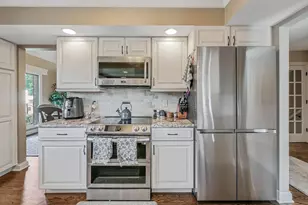 305 N Dale Ave, McHenry, IL 60050 - Photo 18