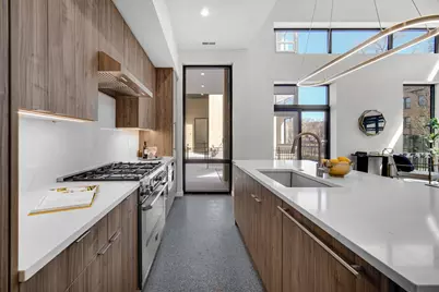 6218 S Woodlawn Avenue #E, Chicago, IL 60637 - Photo 10
