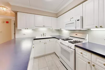 710 Creekside Drive #101, Mount Prospect, IL 60056 - Photo 12