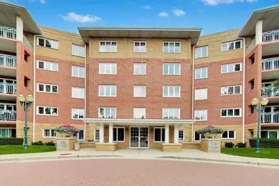710 Creekside Drive #101, Mount Prospect, IL 60056 - Photo 2