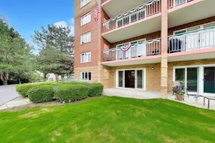 710 Creekside Dr, Mount Prospect, IL 60056 - Photo 32