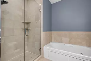 2510 W Irving Park Rd, Chicago, IL 60618 - Photo 12