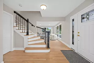 713 Burning Tree Ln, Naperville, IL 60563 - Photo 2