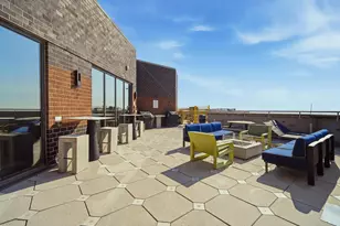 3660 N Lake Shore Dr, Chicago, IL 60613 - Photo 20
