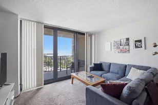 3660 N Lake Shore Dr, Chicago, IL 60613 - Photo 8