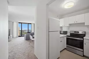 3660 N Lake Shore Dr, Chicago, IL 60613 - Photo 6