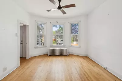 4150 N Kilbourn Avenue, Chicago, IL 60641 - Photo 2