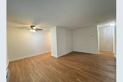 516 W Melrose Street #406, Chicago, IL 60657 - Photo 4