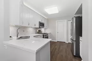 7715 Bristol Park Dr, Tinley Park, IL 60477 - Photo 6