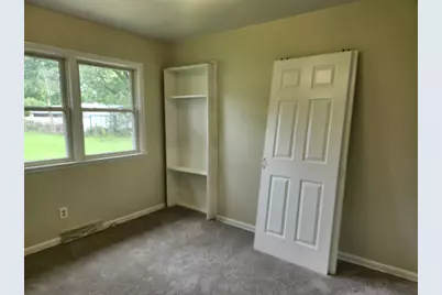 914 Oakleaf Avenue, McHenry, IL 60051 - Photo 12