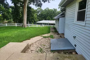 914 Oakleaf Ave, McHenry, IL 60051 - Photo 22