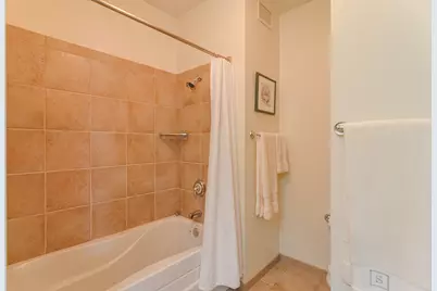 25 E Superior Street #3701, Chicago, IL 60611 - Photo 16