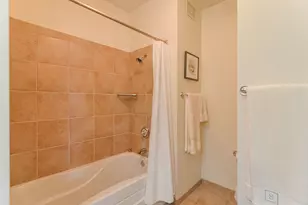 25 E Superior St, Chicago, IL 60611 - Photo 16