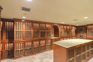 25 E Superior St, Chicago, IL 60611 - Photo 40