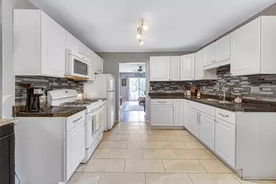 3108 S Woods Avenue, McHenry, IL 60051 - Photo 6