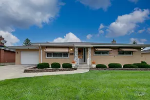 227 N Mill Rd, Wood Dale, IL 60191 - Photo 2