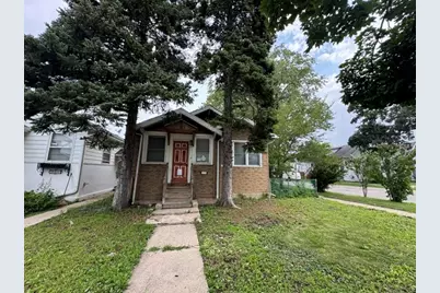 5500 W Warwick Avenue, Chicago, IL 60641 - Photo 1