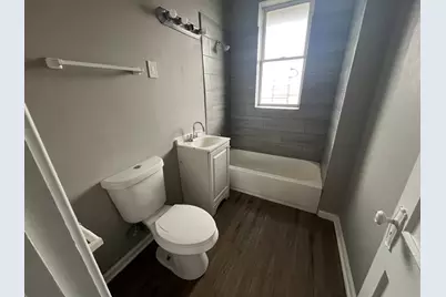 1022 W 77th Street #2E, Chicago, IL 60620 - Photo 6