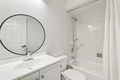 360 Golfview Court #360, Bloomingdale, IL 60108 - Photo 14