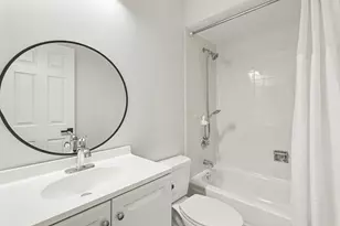 360 Golfview Ct, Bloomingdale, IL 60108 - Photo 14