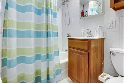 109 S Maple Avenue #GARDEN, Oak Park, IL 60302 - Photo 6