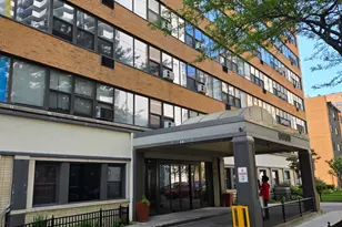 6030 N Sheridan Rd, Chicago, IL 60660 - Photo 1