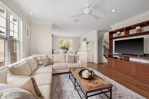 400 Concord Ct, Morton Grove, IL 60053 - Photo 10