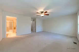 790 Oak Hollow Rd, Crystal Lake, IL 60014 - Photo 14