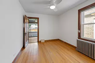 2850 W Chase Ave, Chicago, IL 60645 - Photo 14