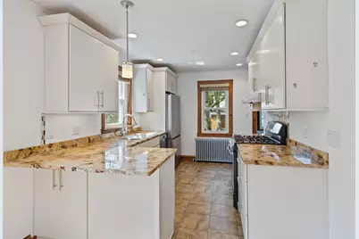 2850 W Chase Avenue, Chicago, IL 60645 - Photo 6