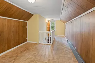 2850 W Chase Ave, Chicago, IL 60645 - Photo 18