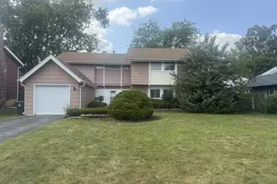 3212 Charlemagne Ave, Hazel Crest, IL 60429 - Photo 1