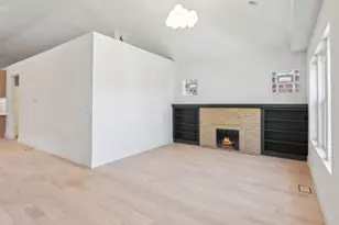 7930 S Kenwood Ave, Chicago, IL 60619 - Photo 6