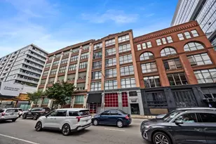 222 W Ontario St, Chicago, IL 60654 - Photo 1