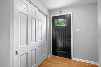120 W Hillside Avenue, Barrington, IL 60010 - Photo 2