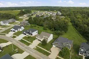 205 Eldon Dr, Downs, IL 61736 - Photo 48