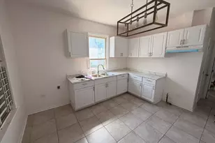 1400 W 72nd Pl, Chicago, IL 60636 - Photo 6