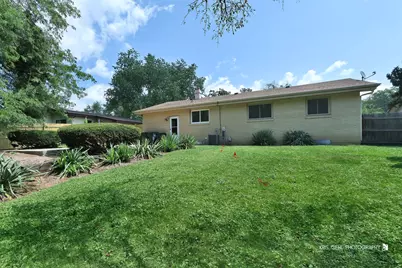 530 Northgate Road, Lindenhurst, IL 60046 - Photo 20
