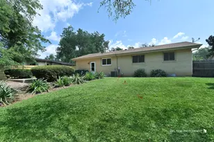 530 Northgate Rd, Lindenhurst, IL 60046 - Photo 20