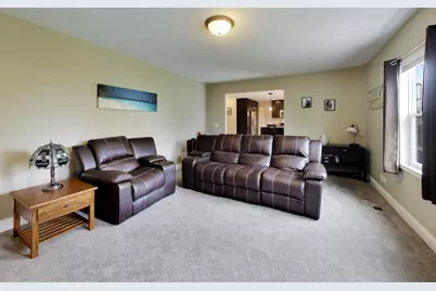 639 N Newkirk Lane, Palatine, IL 60074 - Photo 18