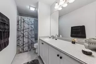 2860 Weld Rd, Elgin, IL 60124 - Photo 14