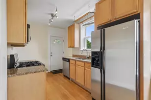 2305 W Winona St, Chicago, IL 60625 - Photo 8