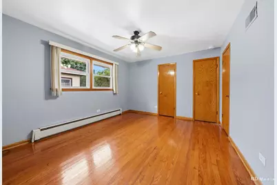 3045 S 48th Court, Cicero, IL 60804 - Photo 10