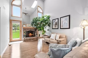 17326 Brook Crossing Ct, Orland Park, IL 60467 - Photo 4