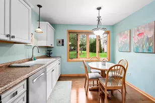 17326 Brook Crossing Ct, Orland Park, IL 60467 - Photo 8